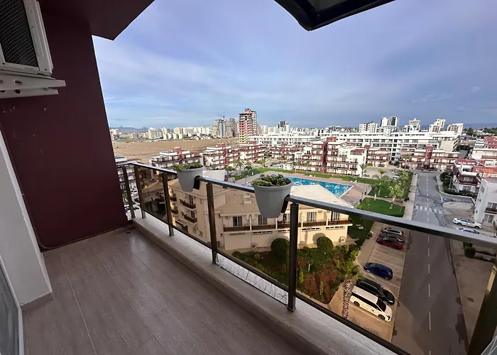 Royal Sun Sitesi ,2 Yatak Odali Deniz Manzarali Daire,Iskele Longbeach