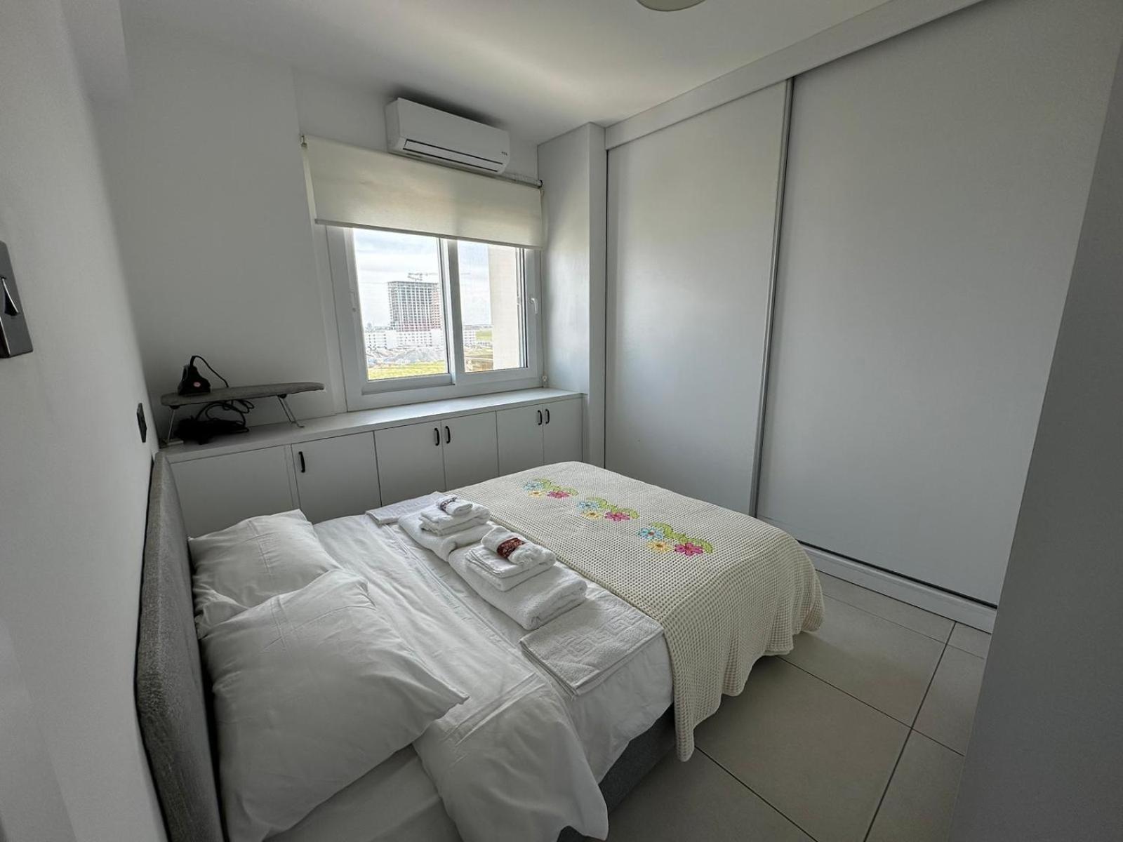 Royal Sun Sitesi ,2 Yatak Odali Deniz Manzarali Daire,iskele Longbeach Apartament