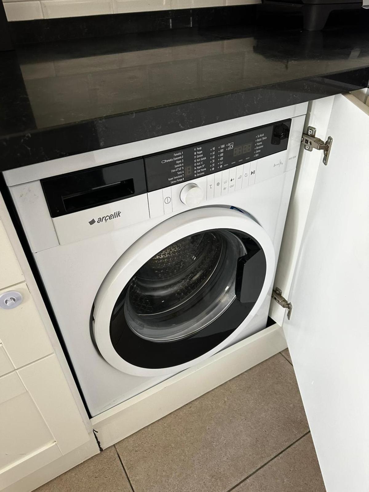Apartament Royal Sun Sitesi ,2 Yatak Odali Deniz Manzarali Daire,iskele Longbeach *